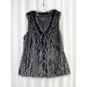 AQUA Bloomingdale's Gray Black Silver Fox Faux Fur Hidden Hook Closure Glam Vest